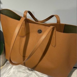 Tory Burch saddle color tote bag.